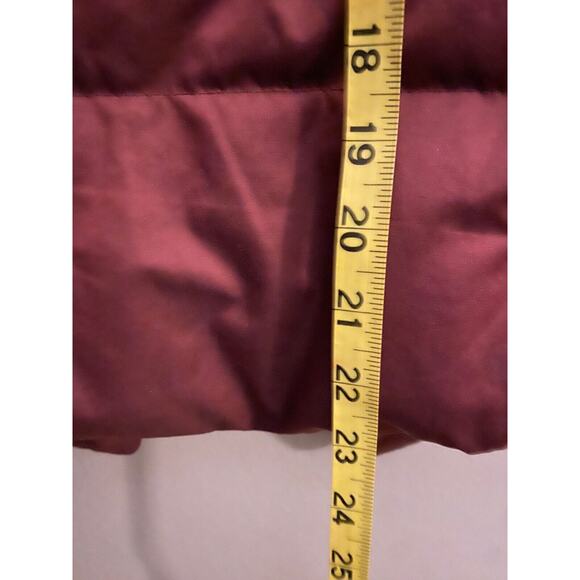 J. Jill Womens Size XS Burgundy Down Puffer Vest Snap Closure Great Condition - Picture 7 of 9